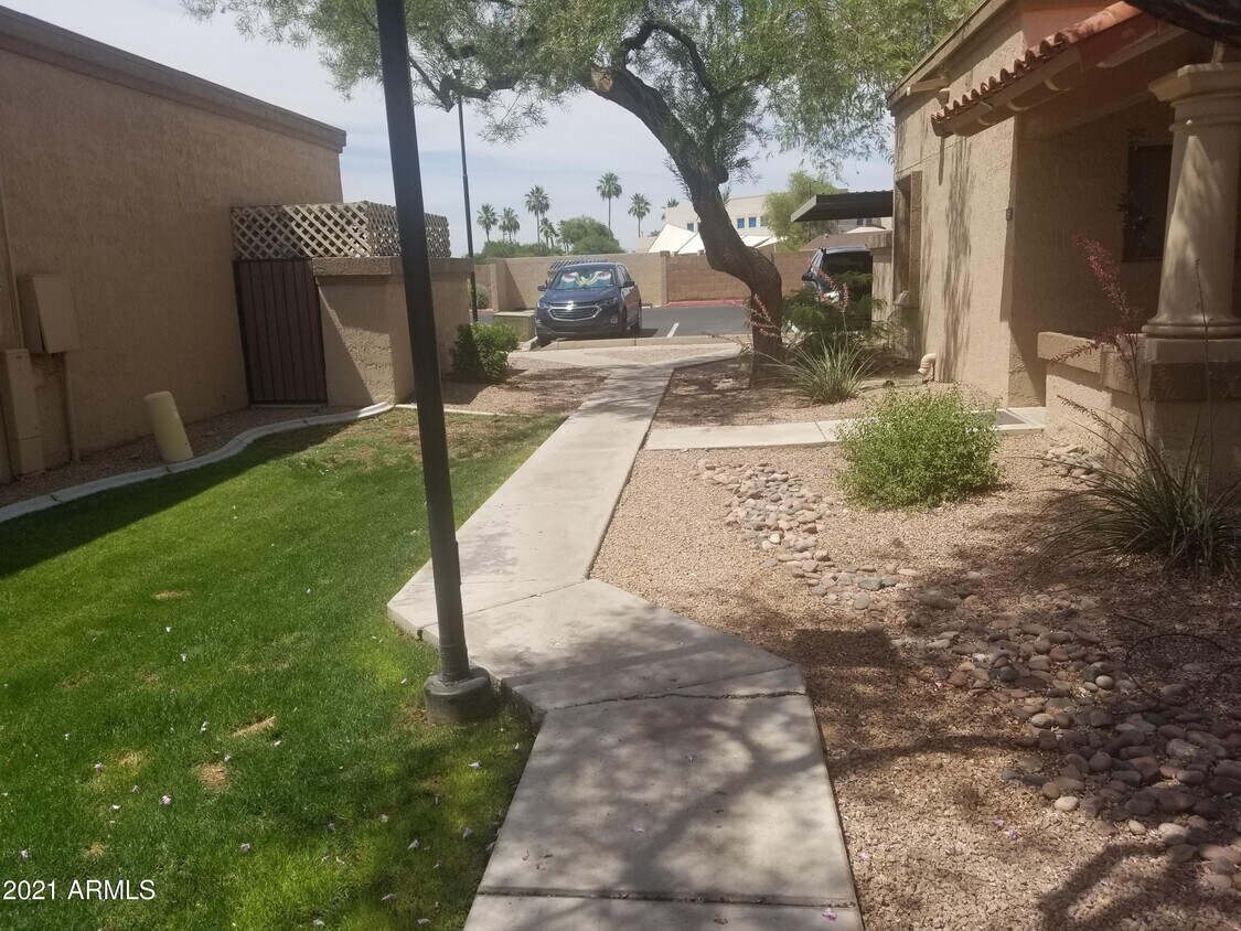 Foto del edificio - 95 N Cooper Rd