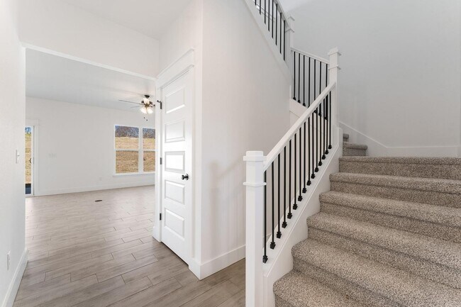 Foto del edificio - 1140 Ari Ave