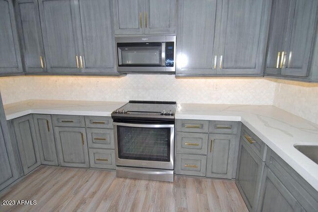 Foto del edificio - 8541 E Catalina Dr