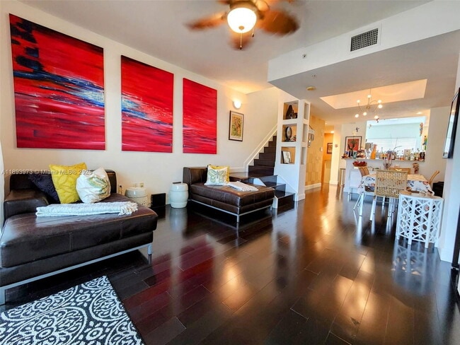 Foto del edificio - 730 NE 90th St