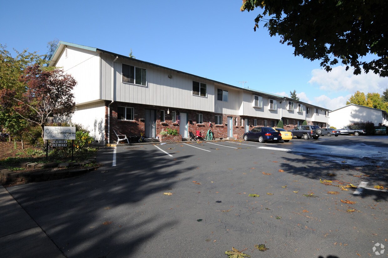 Building Photo - Canby Townhouse Apartments