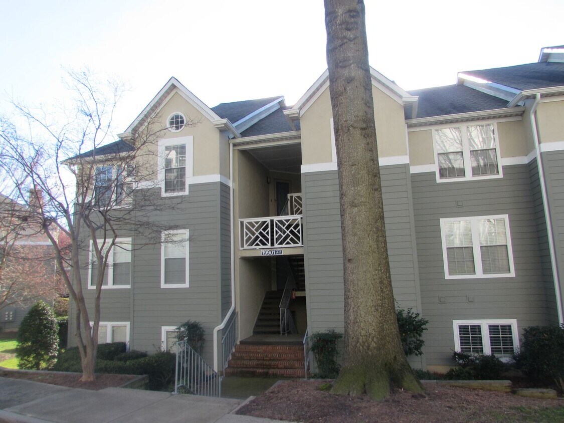 19901 Henderson Rd Cornelius, NC 28031 Alquileres en Cornelius, NC