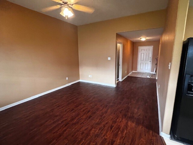 Foto del edificio - 4707 San Antonio River Dr
