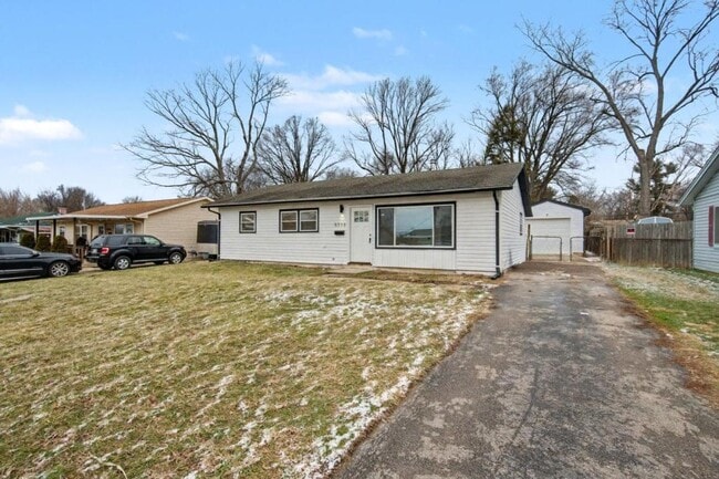 Building Photo - 5713 Mayville Dr