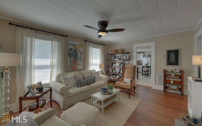 Building Photo - 2 Bedroom Home in the Heart of Gainesville
