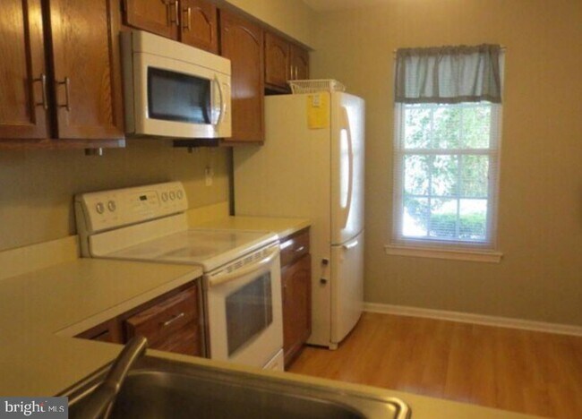 Foto del edificio - 526 Willow Turn