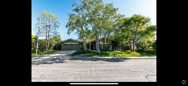 Building Photo - 1572 Rhinestone Ct