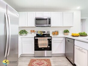 Building Photo - 3821 SW 43rd Ct