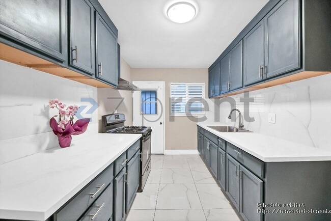 Foto del edificio - 1434 S Sycamore St