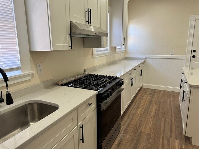 Foto del edificio - 474 Talbot Ave