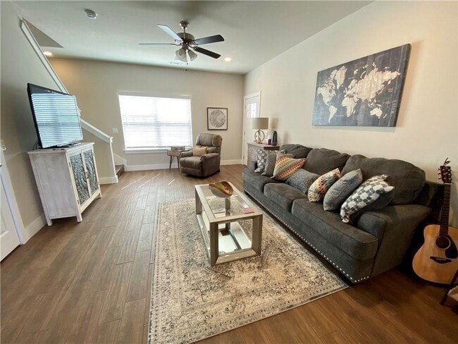 Building Photo - 7608 Har-Ber Ave