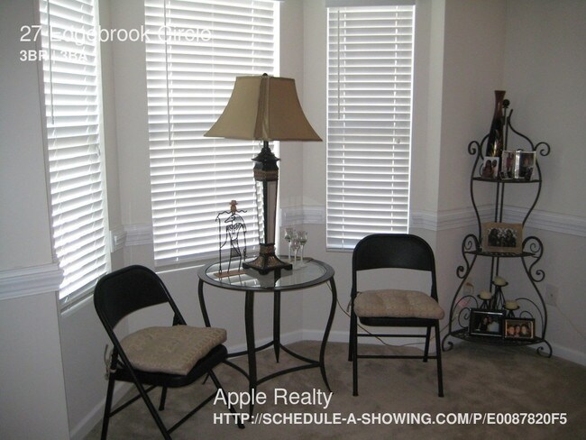 Building Photo - 27 Edgebrook Cir