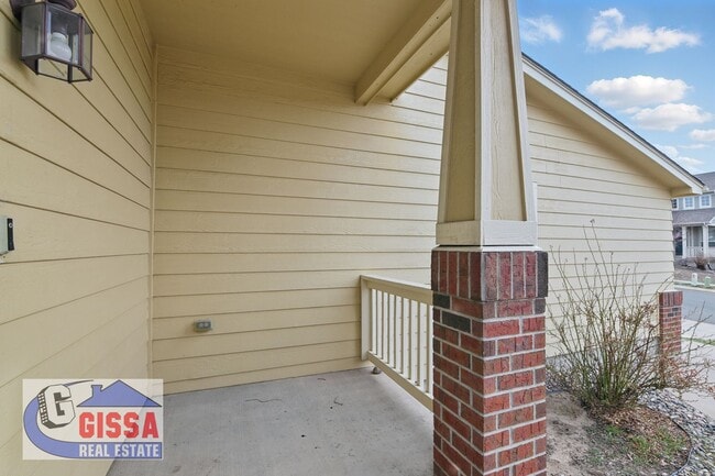 Foto del edificio - Beautiful home available to move in on 08/05/2026 but not before!