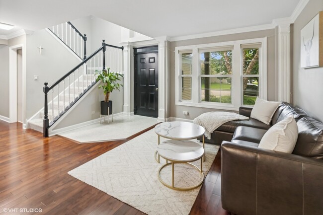 Foto del edificio - 929 N Camden Ln