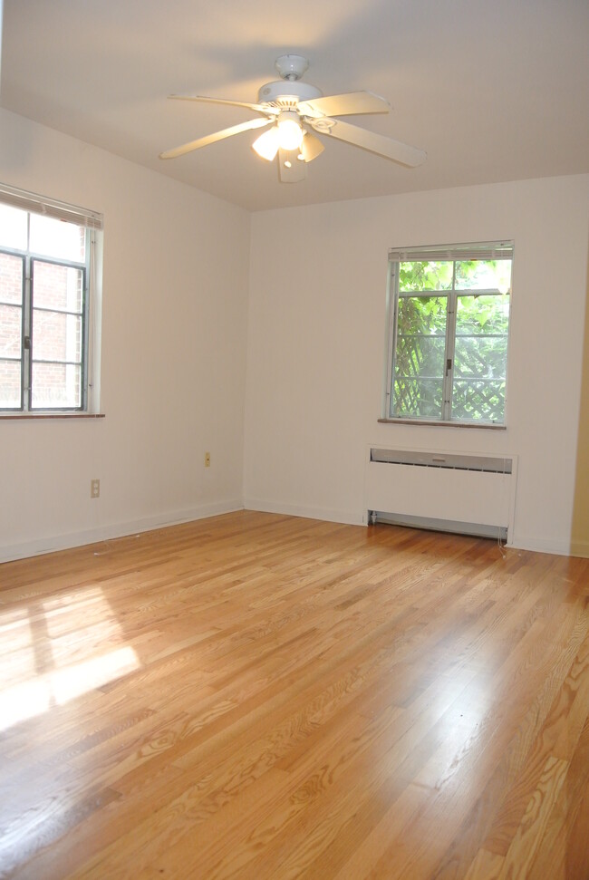 Building Photo - 3315 Nash Ave