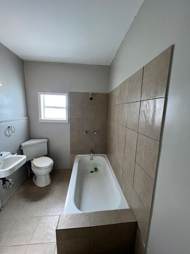 Foto del edificio - Cozy home for rent!