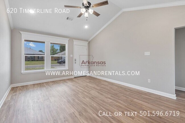 Foto del edificio - 620 Timberline Rd