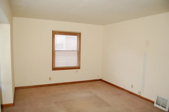 Building Photo - 4549 N 45th St