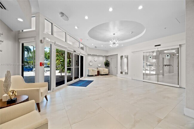 Foto del edificio - 3001 S Ocean Dr