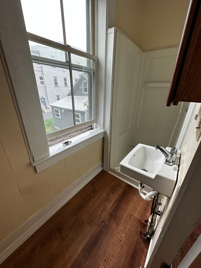 Foto del edificio - 26-28 Monroe Street