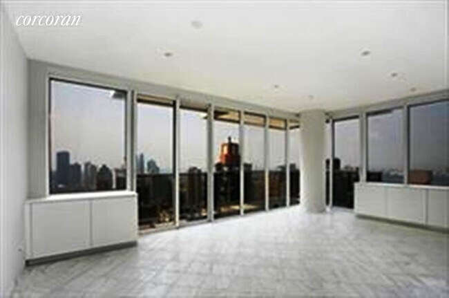 Foto del edificio - 161 W 61st St