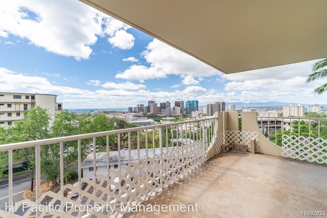 Building Photo - 1 br, 1.5 bath House - 670 Prospect St #501