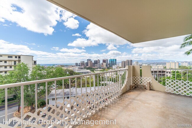 Foto del edificio - 1 br, 1.5 bath House - 670 Prospect St #501