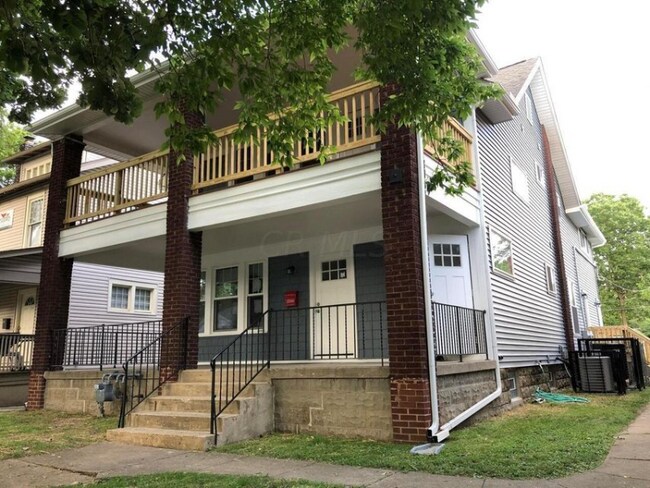 Building Photo - 1596 N 4th St