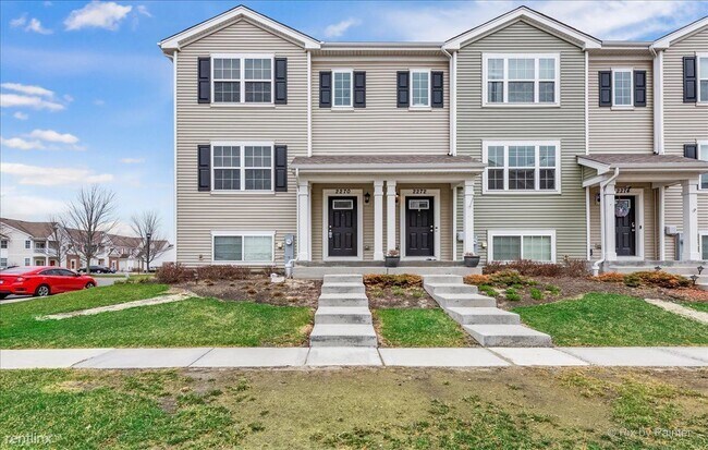 Foto del edificio - 3 br, 2.5 bath Townhome - 2270 Aurora Drive