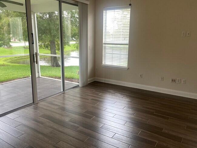 Building Photo - 4115 Crownwood Dr