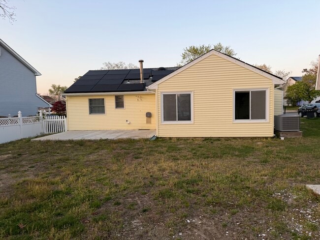 Back of house - 87 Village Dr