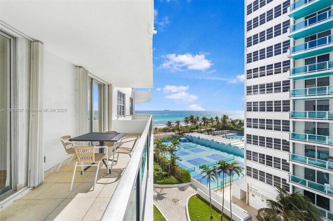 Building Photo - 5151 Collins Ave