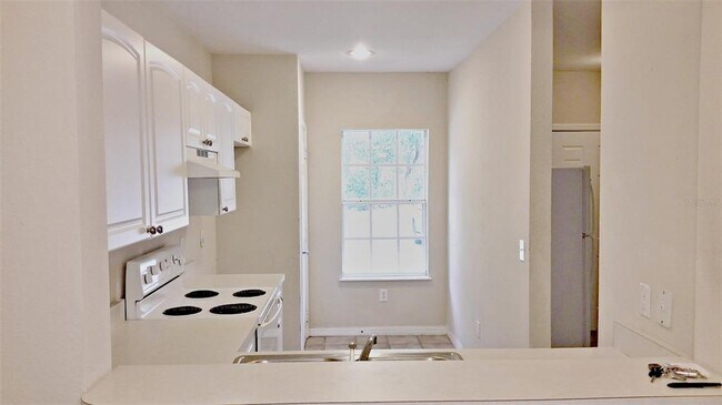 Foto del edificio - 4253 Plantation Cove Dr