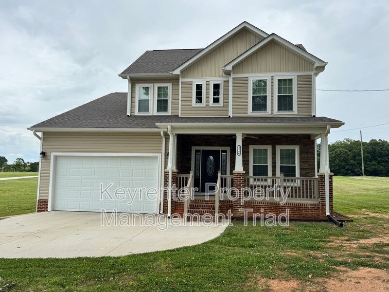 Foto principal - 2246 Dean Rd