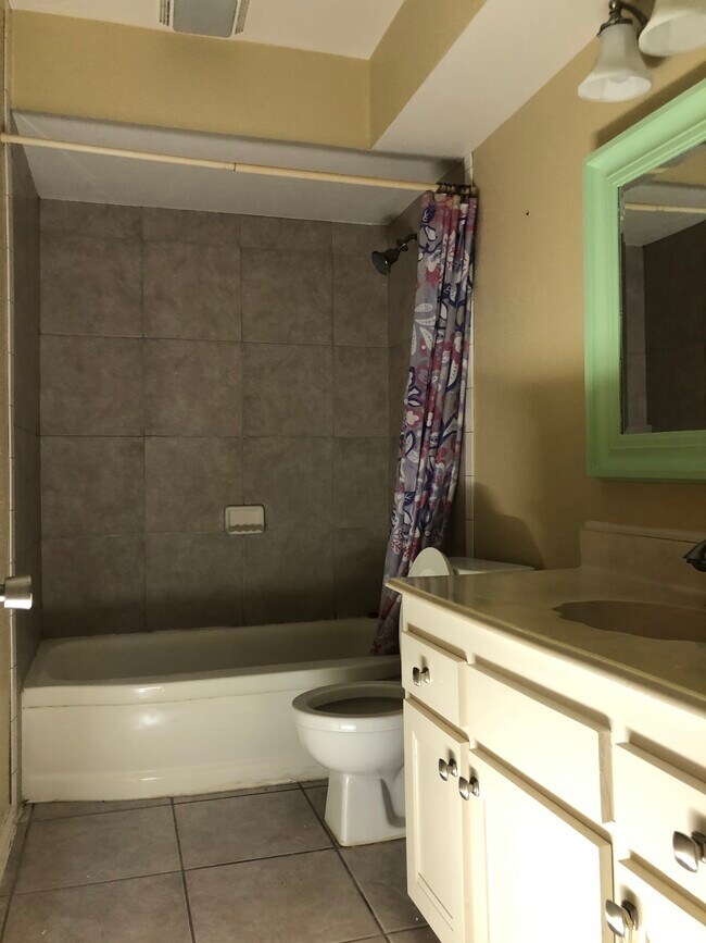 Foto del edificio - 7714 S Renwick Dr