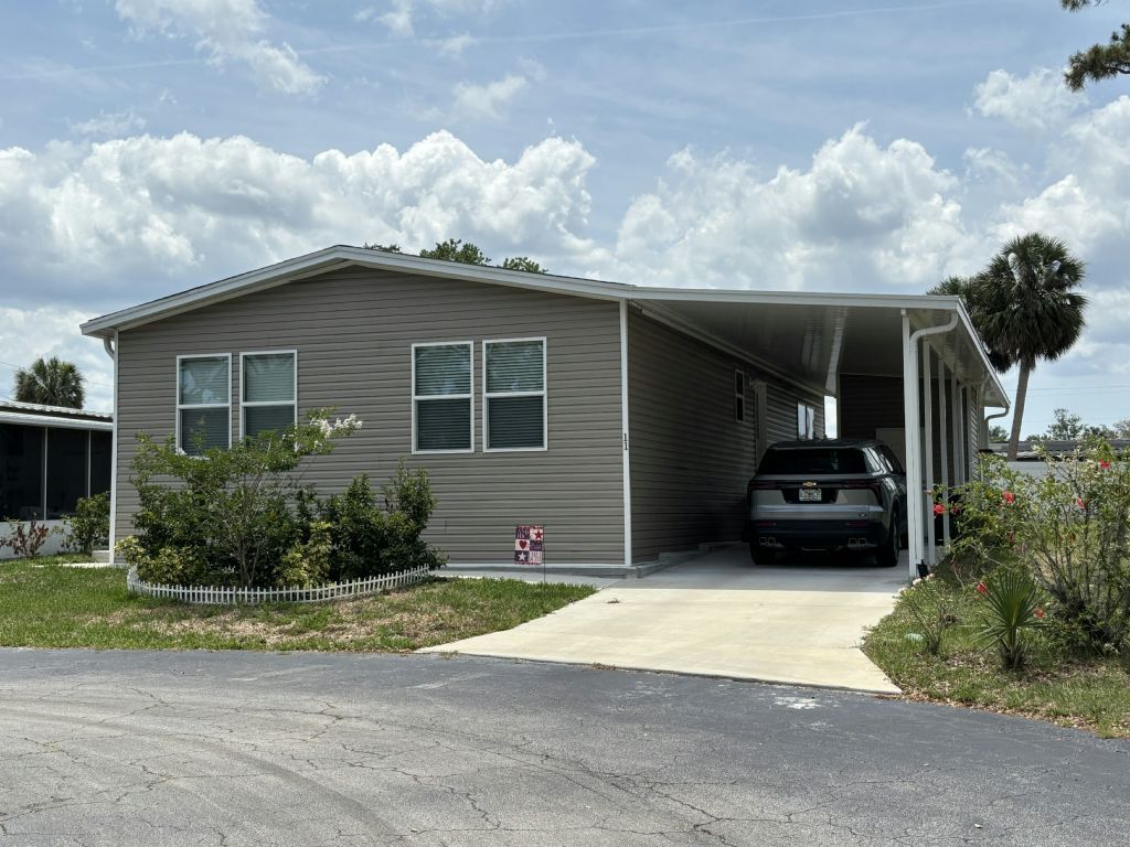 Foto principal - 11 Coach House Ct