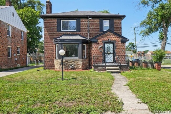 Building Photo - 19211 Birwood St