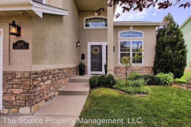 Building Photo - 4 br, 3.5 bath House - 4548 Foothills Dr