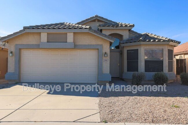 Building Photo - 2908 S Lobo Canyon Rd