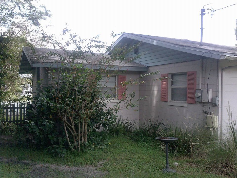 Building Photo - 737 Lake Martha Dr NE