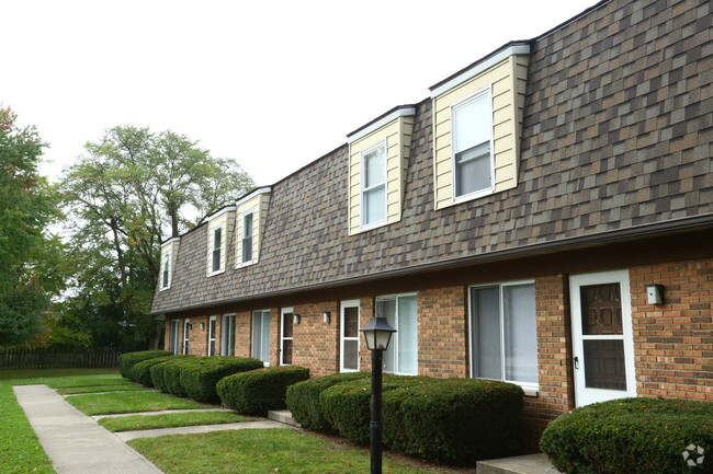 Foto del edificio - Kingsbrooke Townhomes