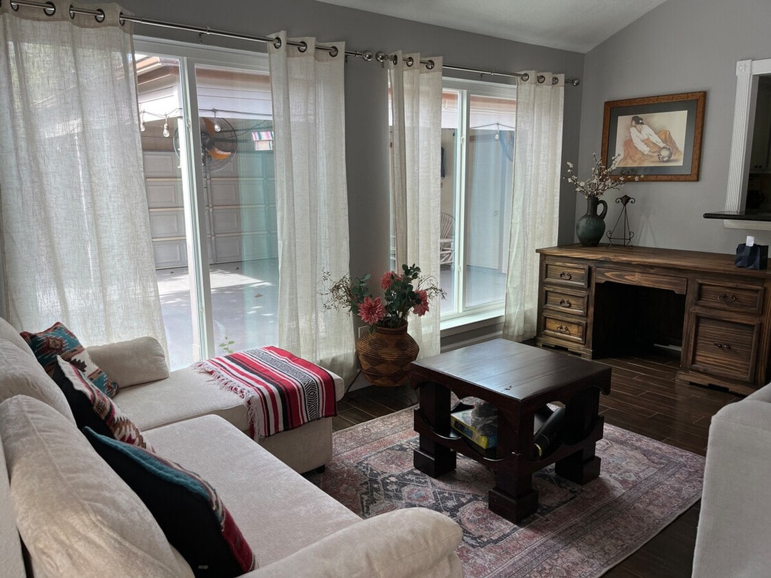 Foto principal - 15818 Val Vista Dr