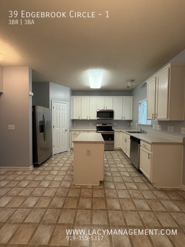 Building Photo - 39 Edgebrook Cir