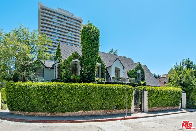 Foto del edificio - 1151 Sunset Vale Ave