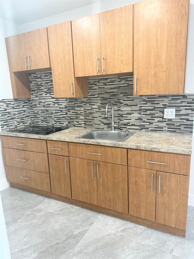 Foto del edificio - 1740 NW 105th Ave