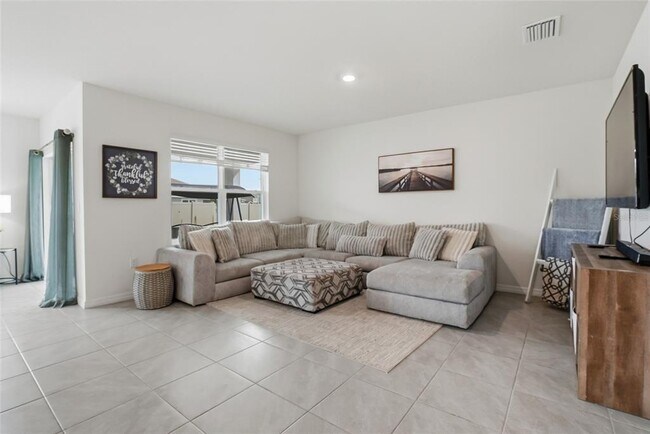 Foto del edificio - 31019 Penny Surf Lp