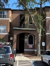Building Photo - 4560 Commander Dr