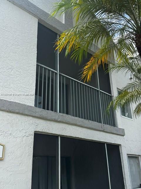 Foto del edificio - 5628 Rock Island Rd