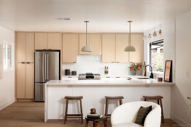 Foto del edificio - 1776 Archer St