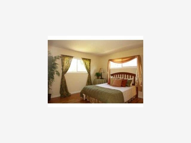 Foto del edificio - 1379 Brookglen Dr